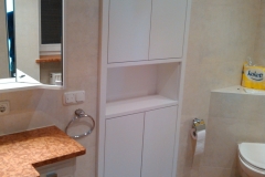 Badezimmerschrank